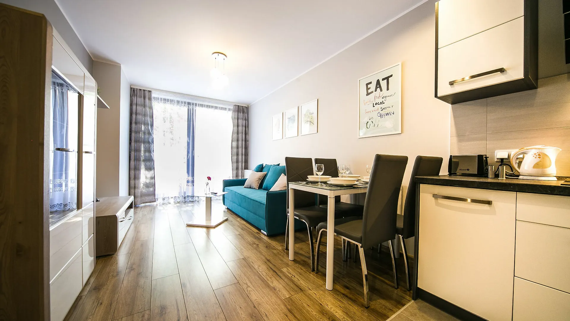 Friendhouse Apartments - Krowoderska Krakow