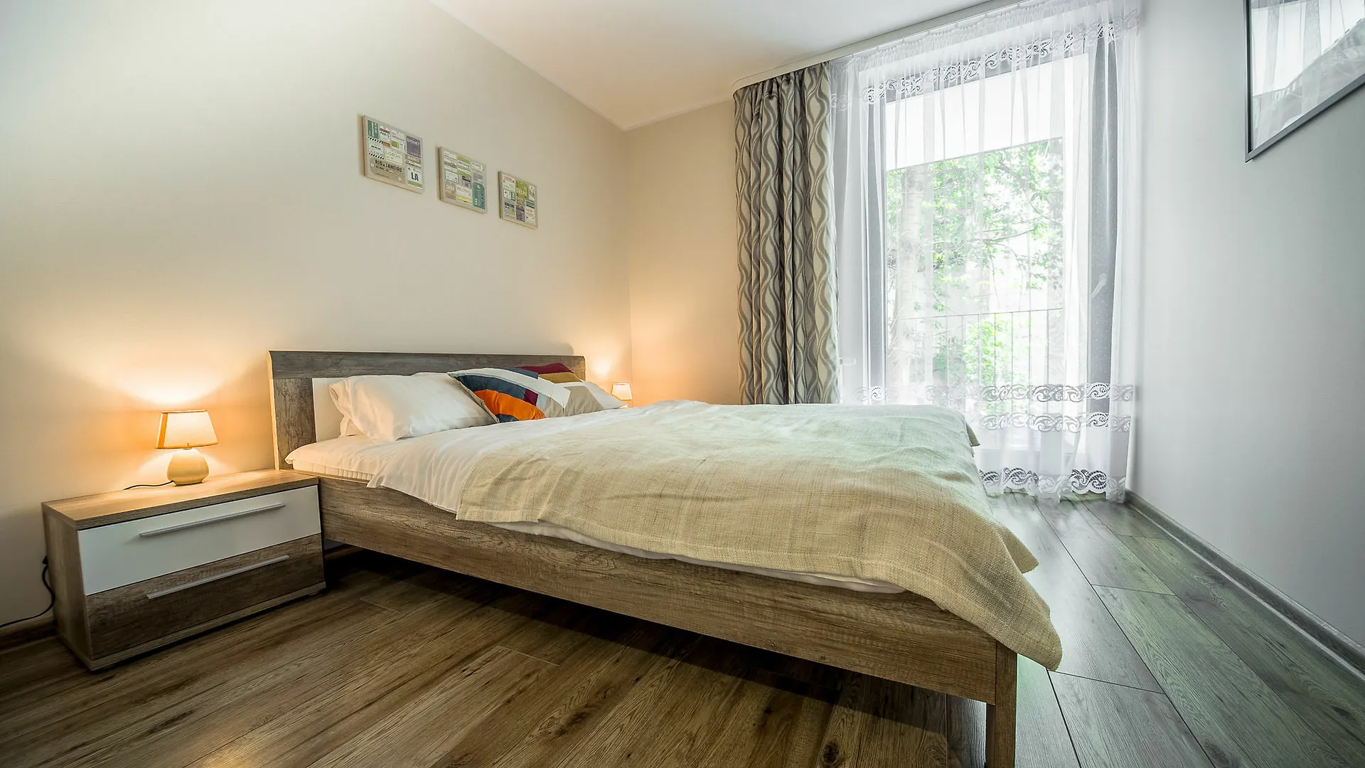 Friendhouse Apartments - Krowoderska Krakow