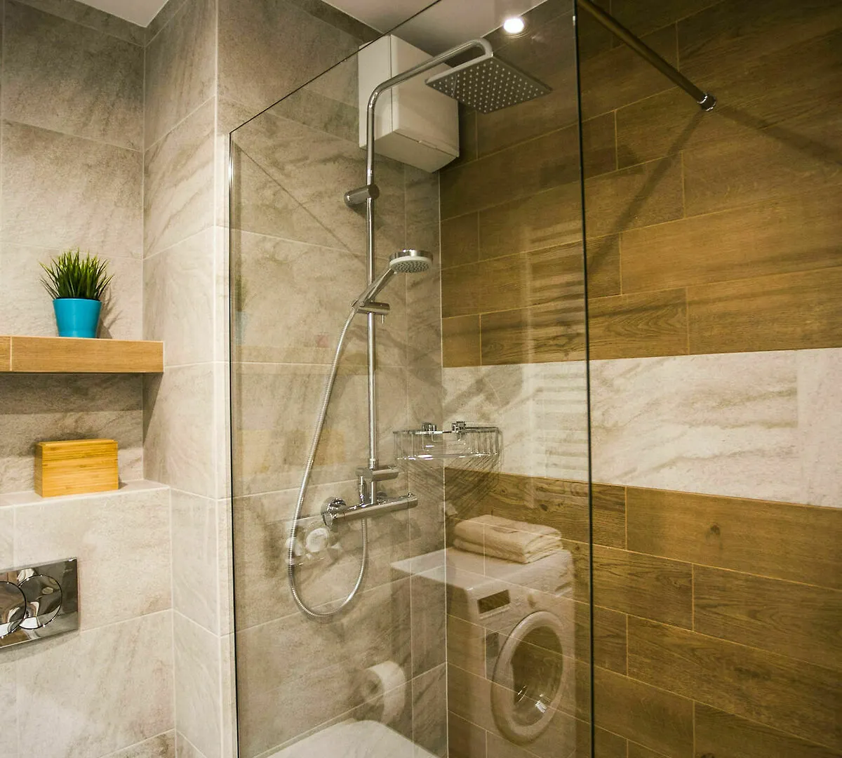 Friendhouse Apartments - Krowoderska Krakow Poland